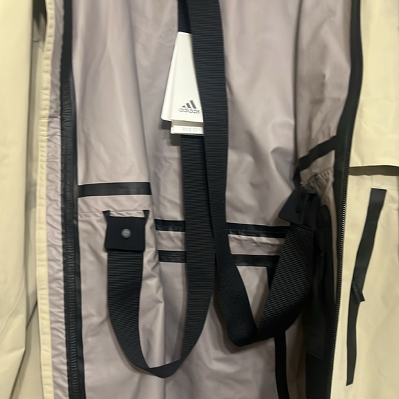 NEW Adidas RAIN RDY JACKET - Picture 6 of 11